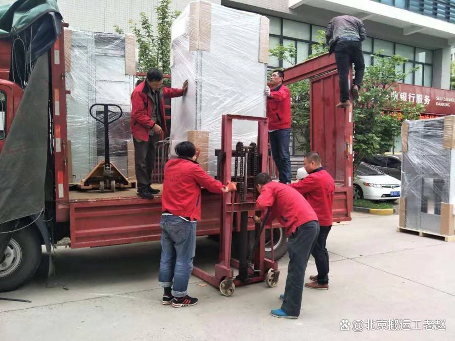 重慶裝卸搬運公司價格解析及專業(yè)服務(wù)推薦——萬力達搬運